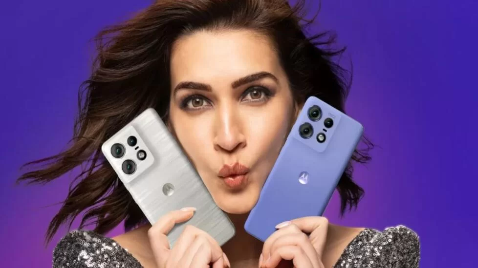The world's first AI camera equipped Moto’s smartphone is going to be launched today